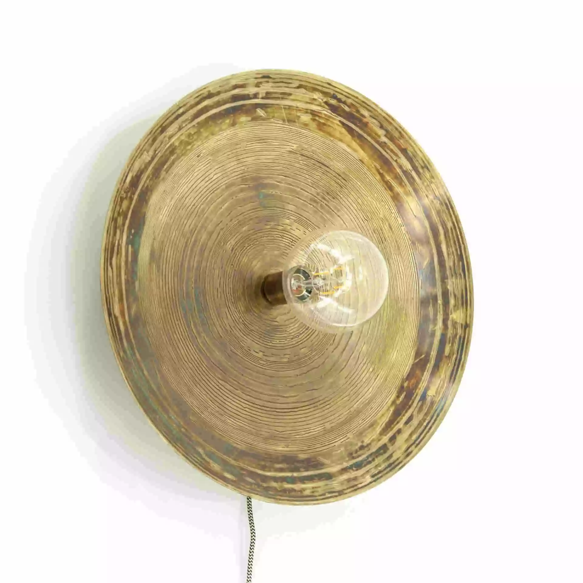 Horus Kuparinvärinen Seinävalaisin 1 Horus Kuparinvärinen Seinävalaisin