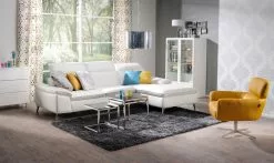 Leo-Matti Ojala Oy LUMO Vitriini 92 Cm Korkea -Huonekalu kauppa 547294 daniela diana lara lumo milj e1eea4d9 8527 421c 925a 4d8a97ad55f2