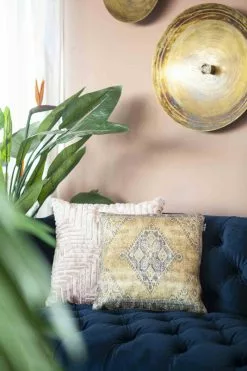 Horus Kuparinvärinen Seinävalaisin 10 Horus Kuparinvärinen Seinävalaisin -Huonekalu kauppa By Boo207 e1579941097593 1