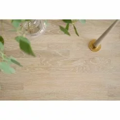 Rowico AB EMMETT Ruokapöytä 240 X 95 Cm -Huonekalu kauppa Emmett ruokapoyta valkotammi 120350 detalj