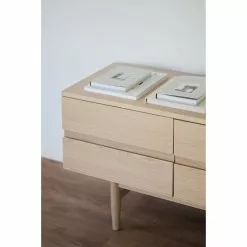 Rowico AB MORESBY Senkki 160 Cm -Huonekalu kauppa Moresby senkki valkotammi 120600 detalj