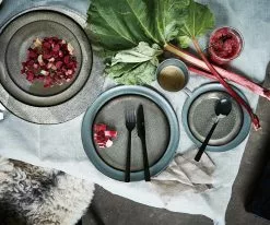 RAW Northern Green Ruokalautanen 28, 2-set -Huonekalu kauppa RAW 15064 15065 15066 15062 15061 15060 environment 2019