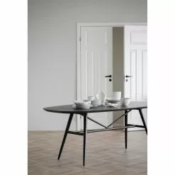 Rowico AB SPRINGDALE Ruokapöytä Ovaali 200 X 98 Cm -Huonekalu kauppa Springdale poyta musta 119730 miljoo