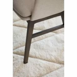 Rowico AB WINDHAM Tuoli -Huonekalu kauppa Windham tuoli ruskea jalka detalj